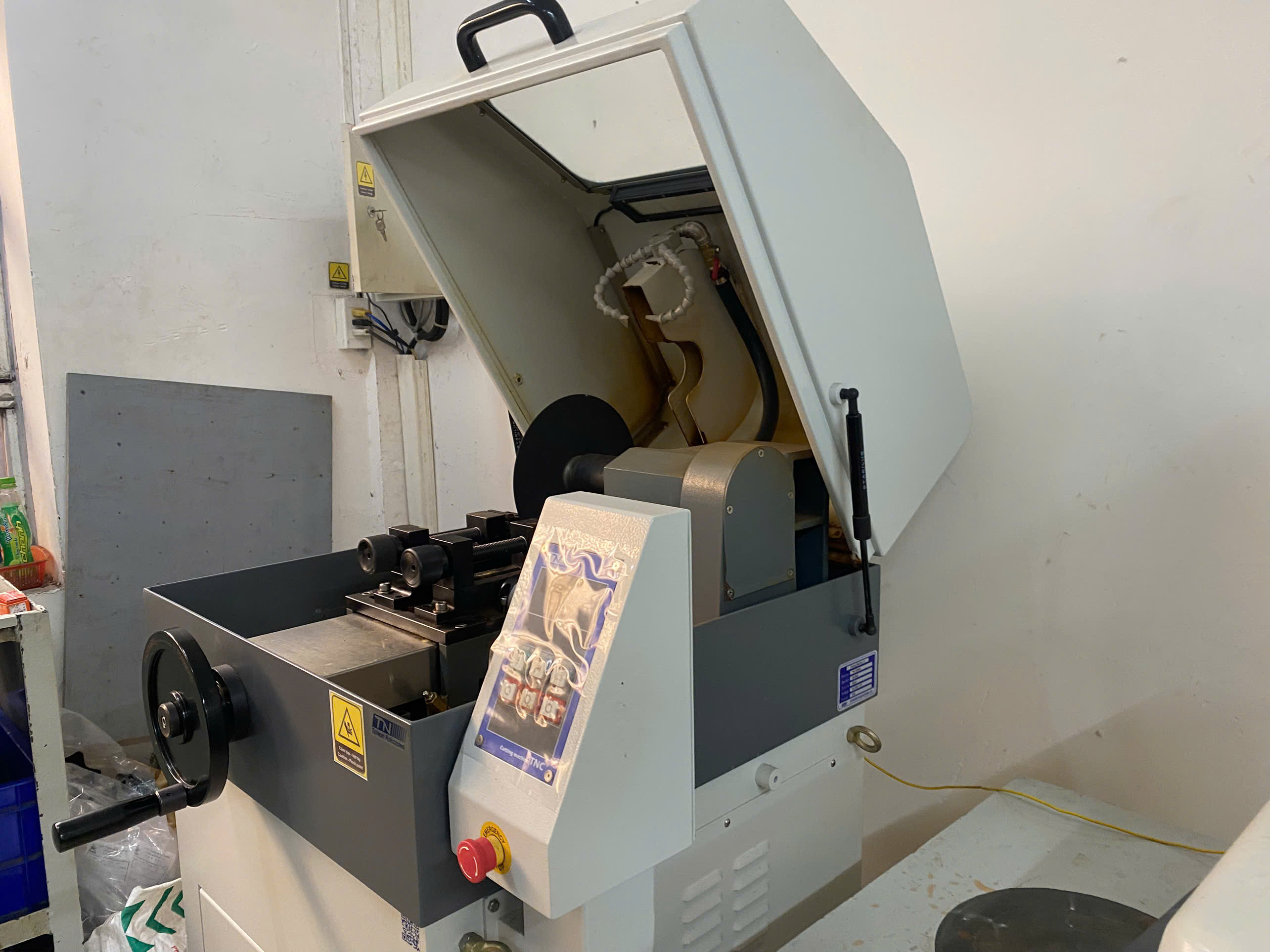 Precision Cutting Machine.jpg